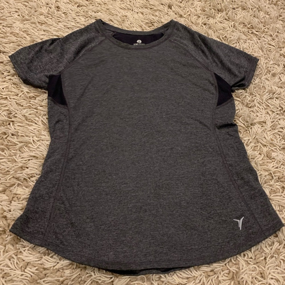 Old Navy Active Semi-Fitted grey running exercise top womens size XS measures